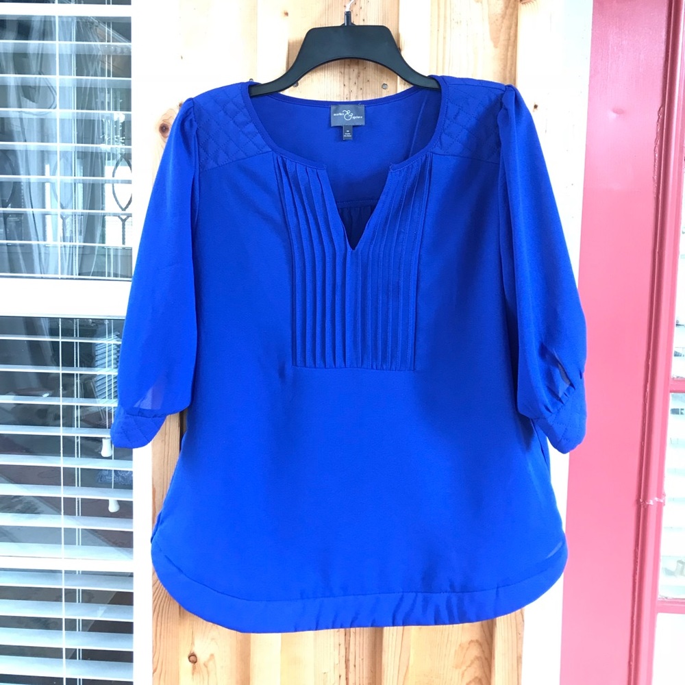 Market & Spruce Blue Quilted Detail Top
